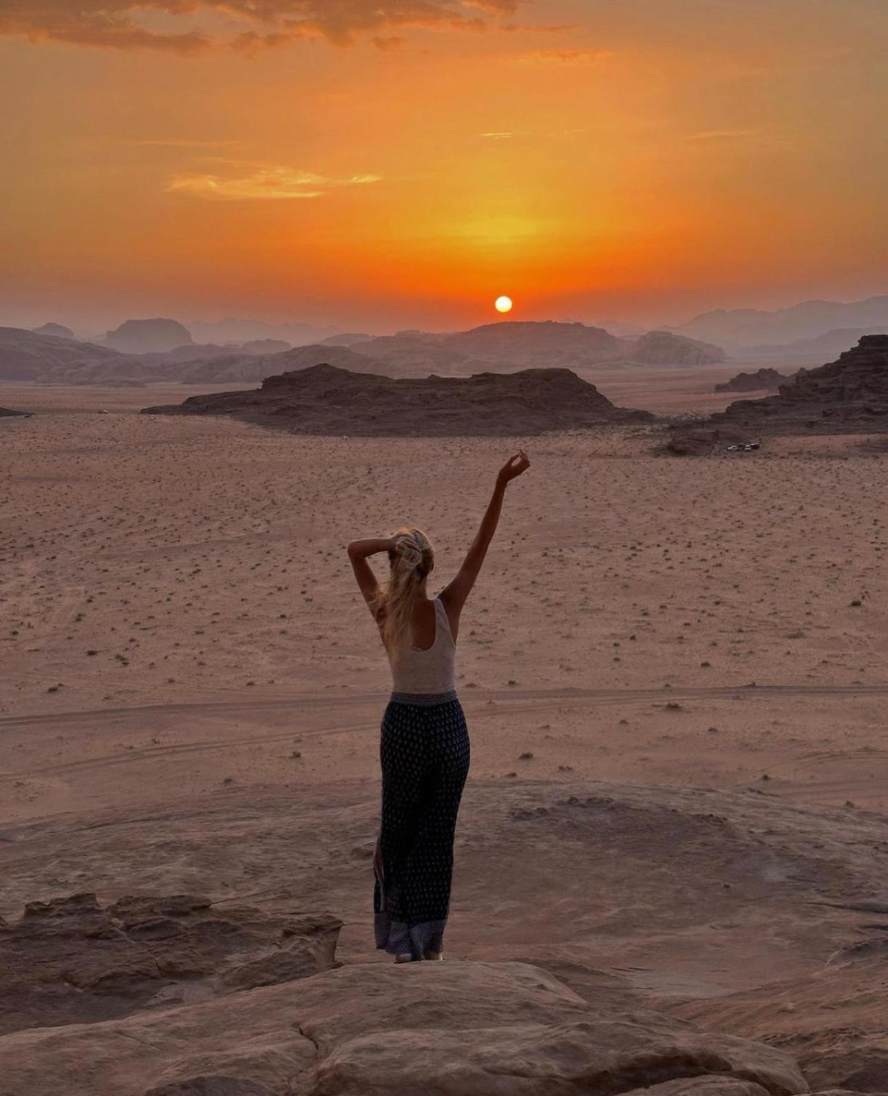 Wadirum Sunset Camp Hotel Wadi Rum Exterior photo