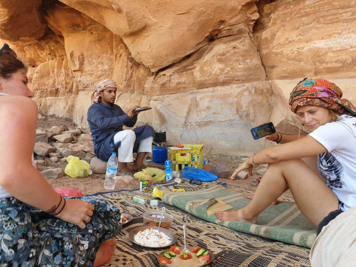 Wadirum Sunset Camp Hotel Wadi Rum Exterior photo